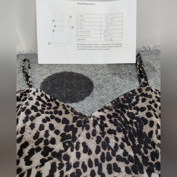 Guess Mini Dess - Small - Picture 7 of 8